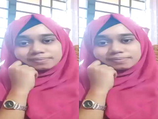 Today exclusive desi girl boob HD video